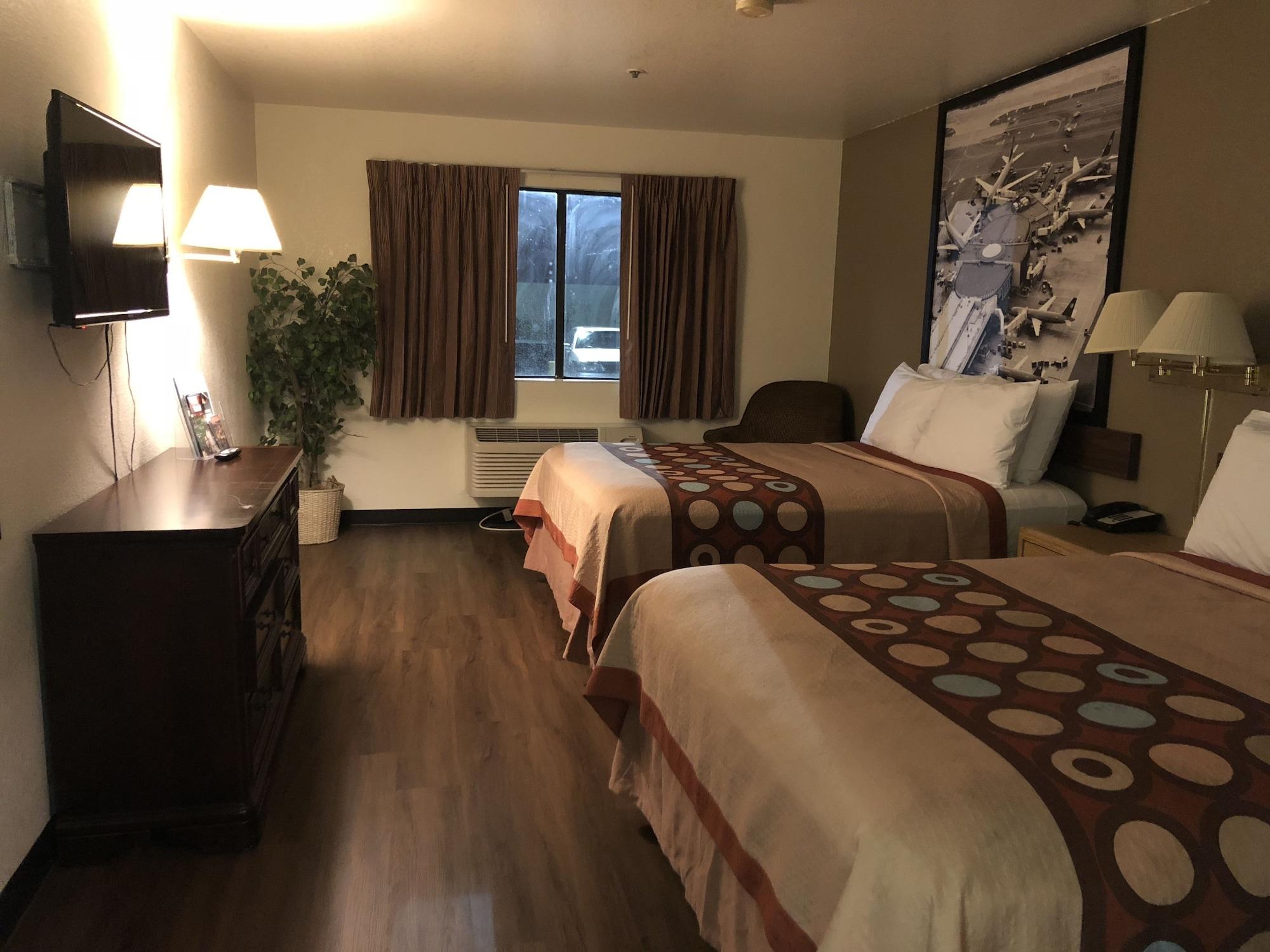 Super 8 By Wyndham Phoenix Metro North Εξωτερικό φωτογραφία